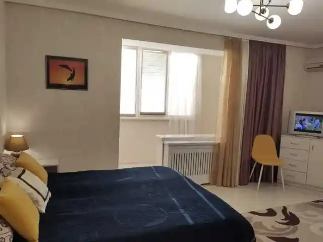 2-комн. квартира, 5 этаж, 70 м², 82 мкр, Душанбе