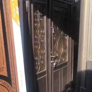 Дверь, Душанбе