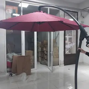 Зонтики яктарафа, Душанбе