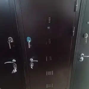 Дверь, Душанбе