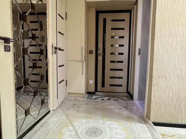 3-комн. квартира, 1 этаж, 70 м², 2 мкр доми 129а 5 квартира 1 кум этаж, Турсунзаде