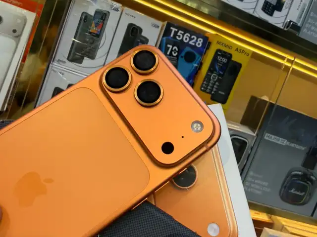Apple iPhone 17 Pro Max, 256 gb, Cosmic Orange, Душанбе