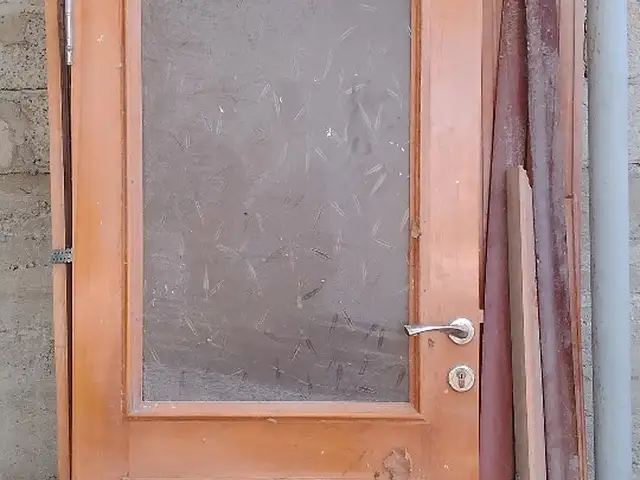 Дверь, Душанбе
