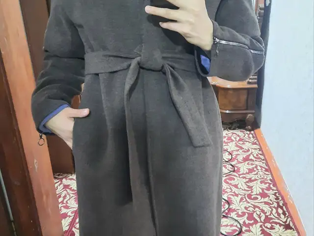 Пальто Loreta, Худжанд