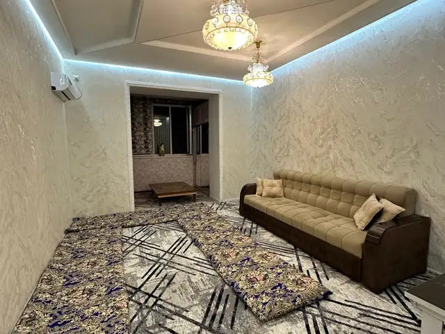 2-комн. квартира, 2 этаж, 70 м², ул. Умари Хаём, троллейбусный парк, И. Сомони, Душанбе