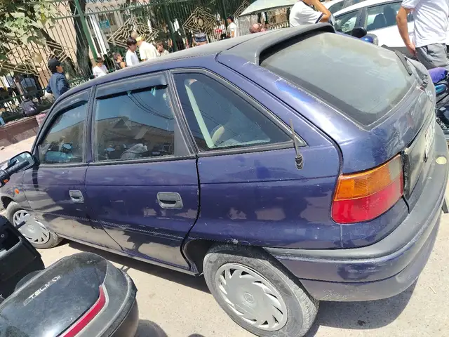 Opel Astra F