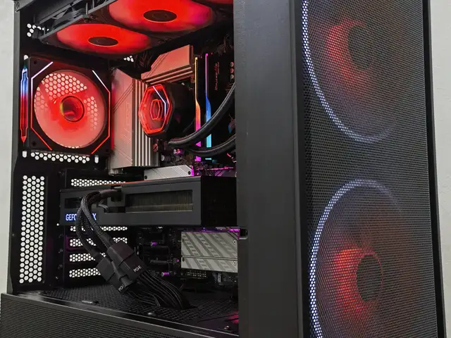 Персональный компьютер Intel Ultra 7 RTX 5070, Душанбе - 3