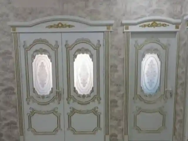 Дверь, Душанбе