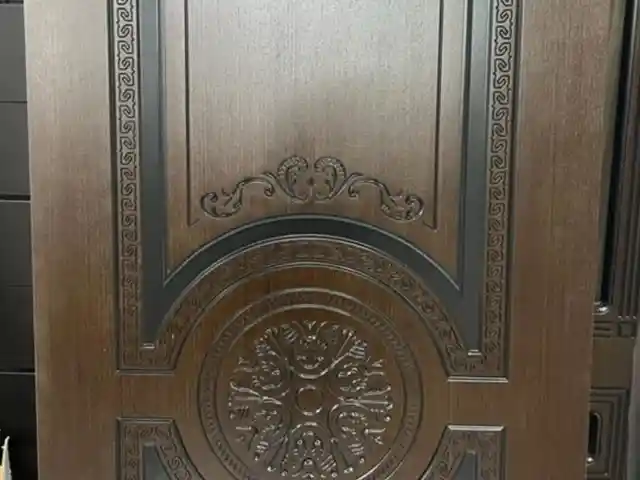 Дверь, Душанбе