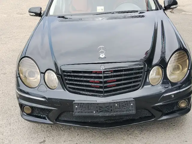 Mercedes-Benz E class