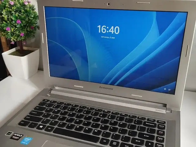 Ноутбук Lenovo, Худжанд