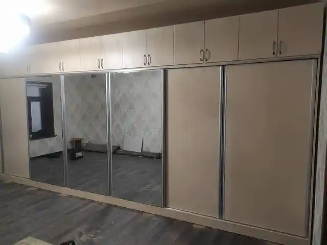 Шкаф с полками, Душанбе