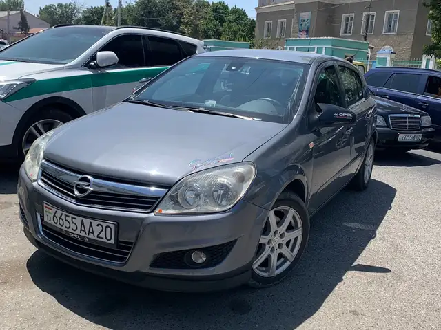 Opel Astra H