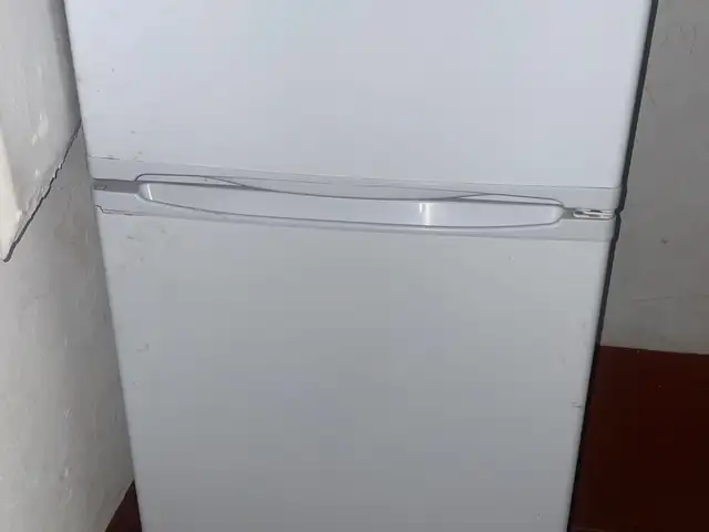 Холодильник Indesit, Душанбе