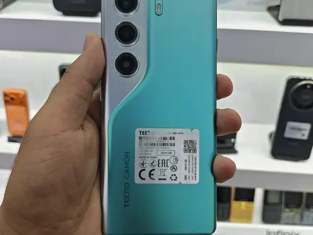 Tecno Camon 40 Pro 8/256GB, Душанбе