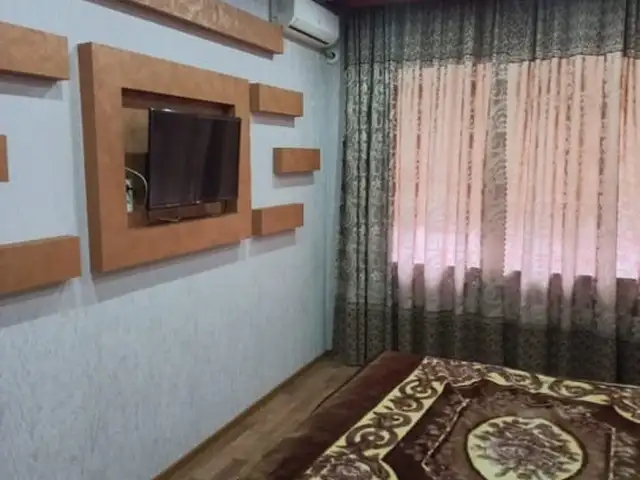 2-комн. квартира, 1 этаж, 90 м², 19 мкрн, Худжанд