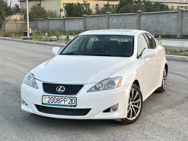 Lexus IS series