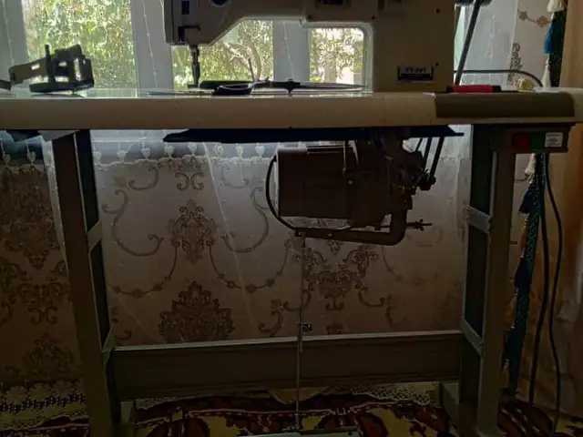 Мошинаи дарздузи, Душанбе