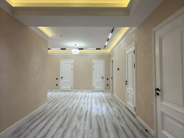 3-комн. квартира, 10 этаж, 157 м², Северный, Душанбе