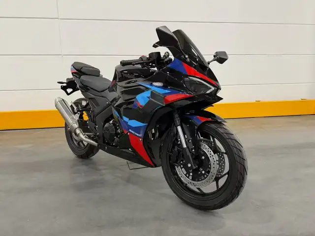Мотоцикл GRS400, Душанбе