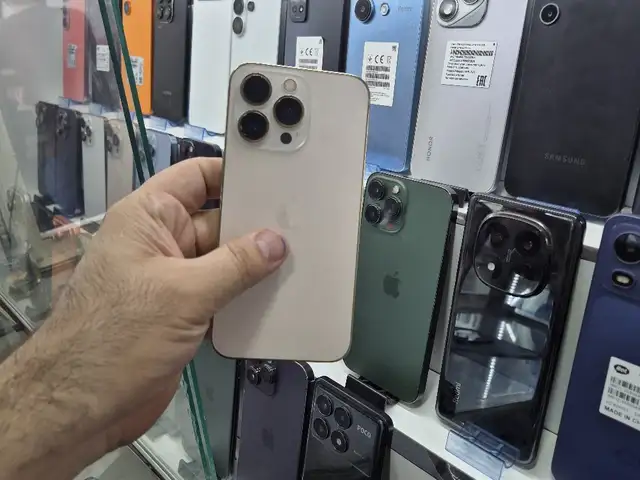 Apple iPhone 13 Pro, 256 gb, Gold, Бохтар (Курган-Тюбе)