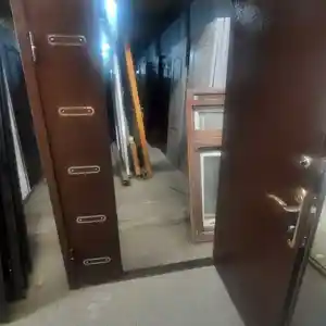 Входная дверь, Душанбе