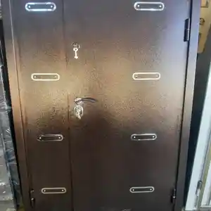 Железная дверь, Душанбе