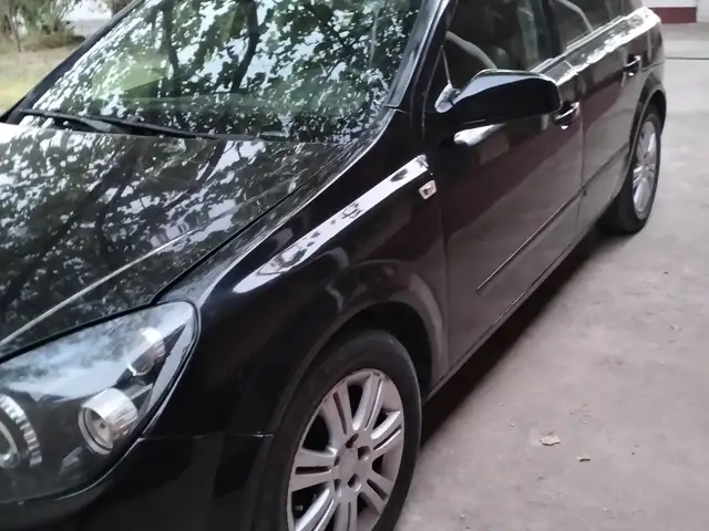 Opel Astra H
