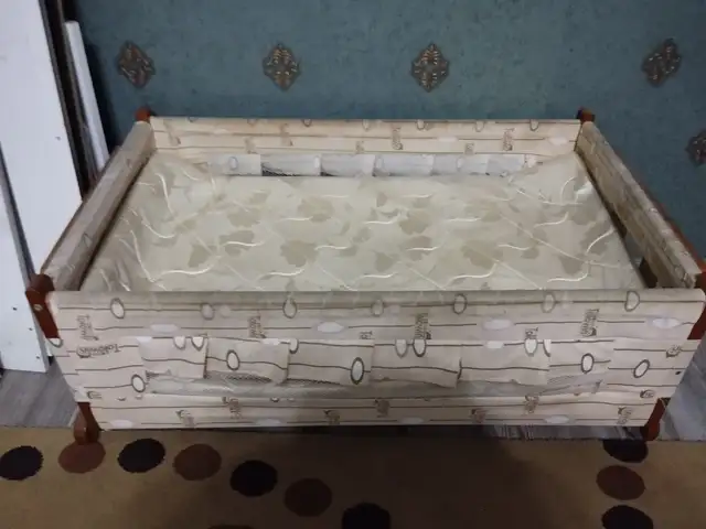 Колыбель, Душанбе