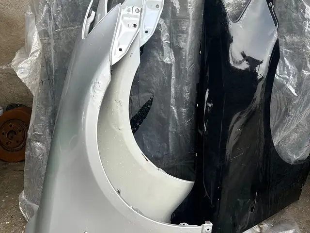Крыло от Lexus is 250, Душанбе