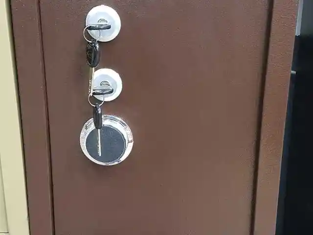 Сейф, Душанбе