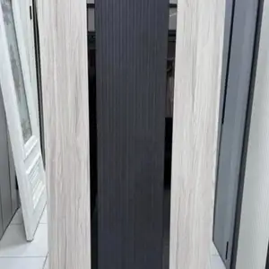 Дверь Хай Тек, Душанбе