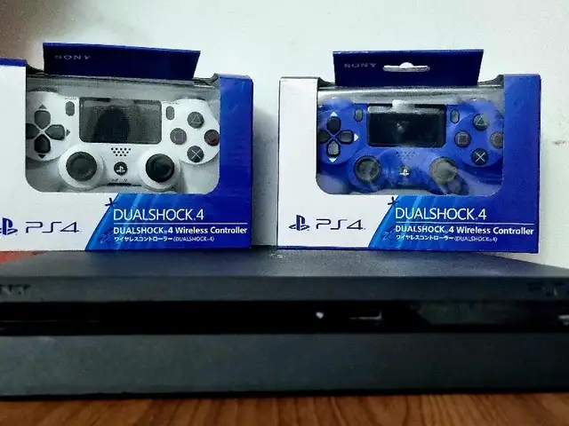 Игровая приставка Sony PlayStation 4 Slim 1TB + 2 геймпада, Хуҷанд