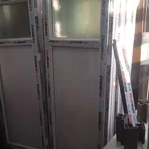 Дверь, Душанбе