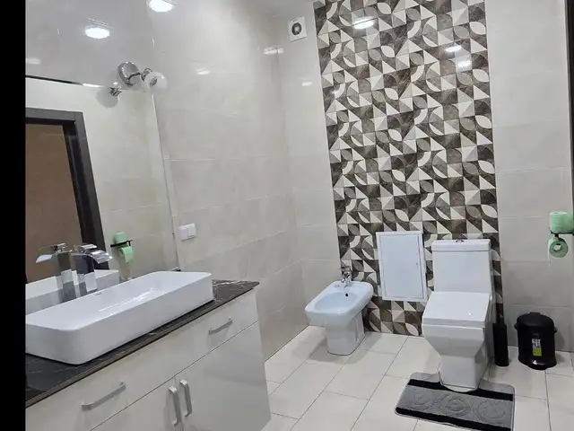 3-комн. квартира, 13 этаж, 105м², Сомони, Душанбе