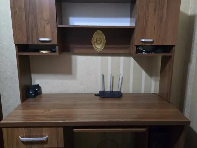 Стол письменный и для компьютера, Душанбе