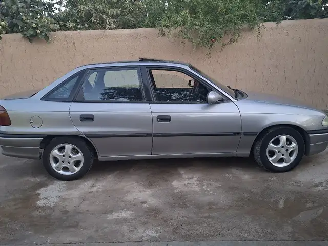 Opel Astra F