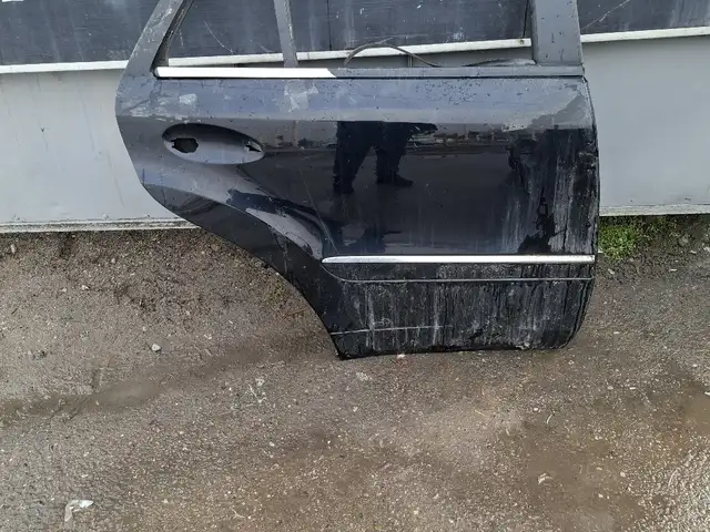 Задняя дверь на Mercedes-Benz w166 ML, Душанбе