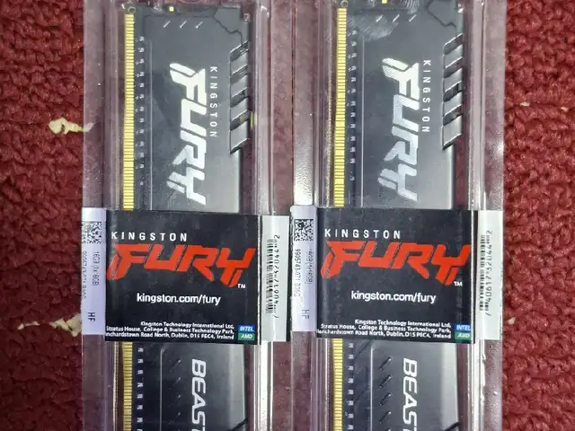Оперативка DDR4 8G Kingston Fury, Душанбе