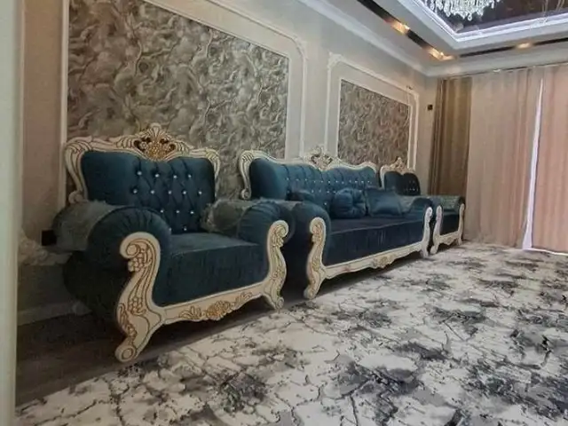 Диван с креслами, Душанбе