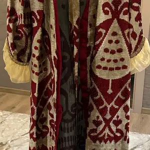 Национальный чапан адрас, Хуҷанд