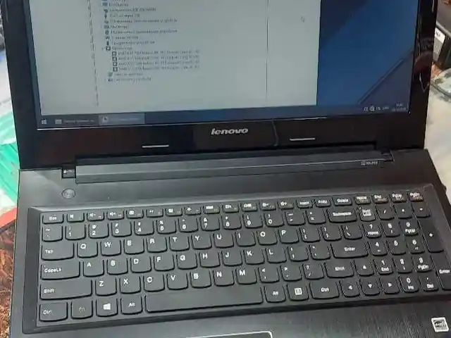 Ноутбук Lenovo AMD A10 8/256 Видекарта 2 Gb, Душанбе