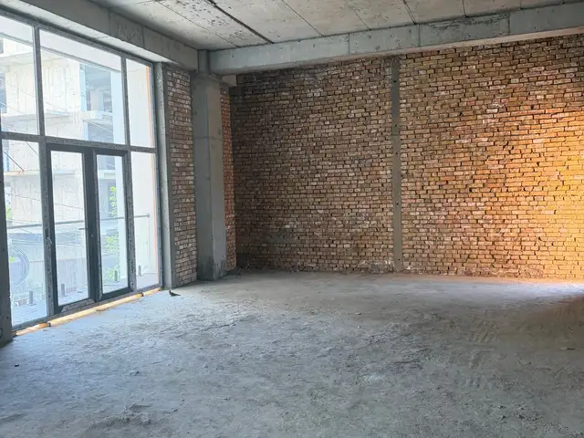 Помещение под свободное назначение, 1000м², Исмоили сомони, Центр, Душанбе