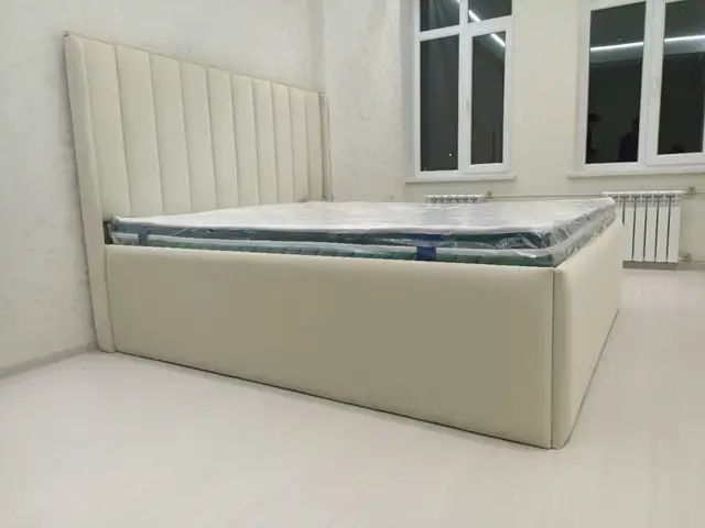 Двуспальная кровать, Душанбе