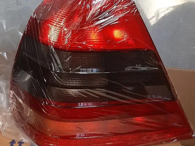 Стоп фары от Mercedes-Benz, Душанбе