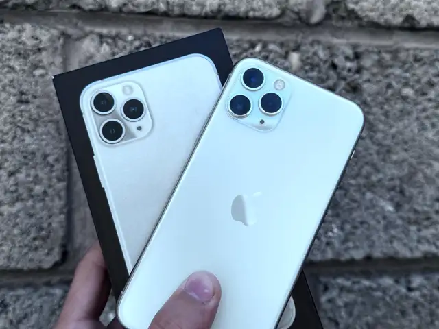 Apple iPhone 11 Pro, 64 gb, Silver, Гиссар