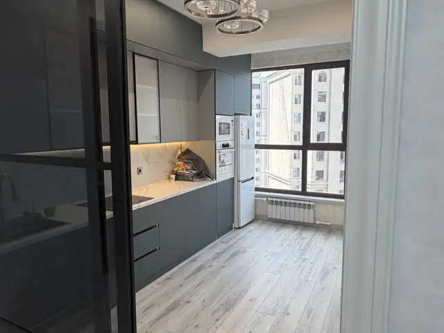 2-комн. квартира, 12 этаж, 95 м², Шохмансур, Душанбе