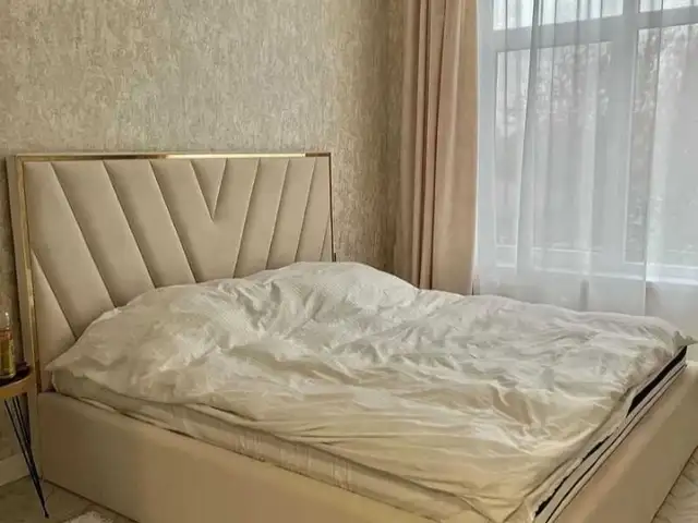 Кровать двуспальная с медицинским матрасом, Душанбе
