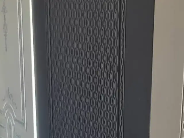 Дверь, Душанбе
