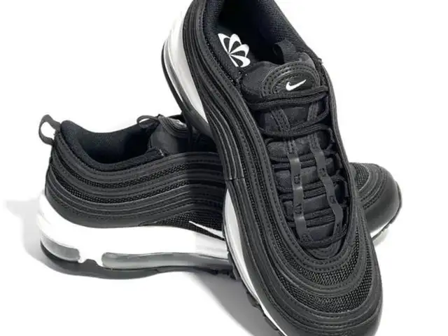 Кроссовки Nike, Хуҷанд